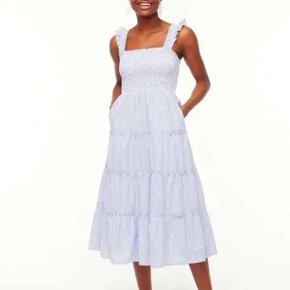 praya fleur crochet midi dress Annalise Floral Halter T-Shirt Dress | Black colour_Shell Beach Stripes The midi silhouette provides Color:Beige lining